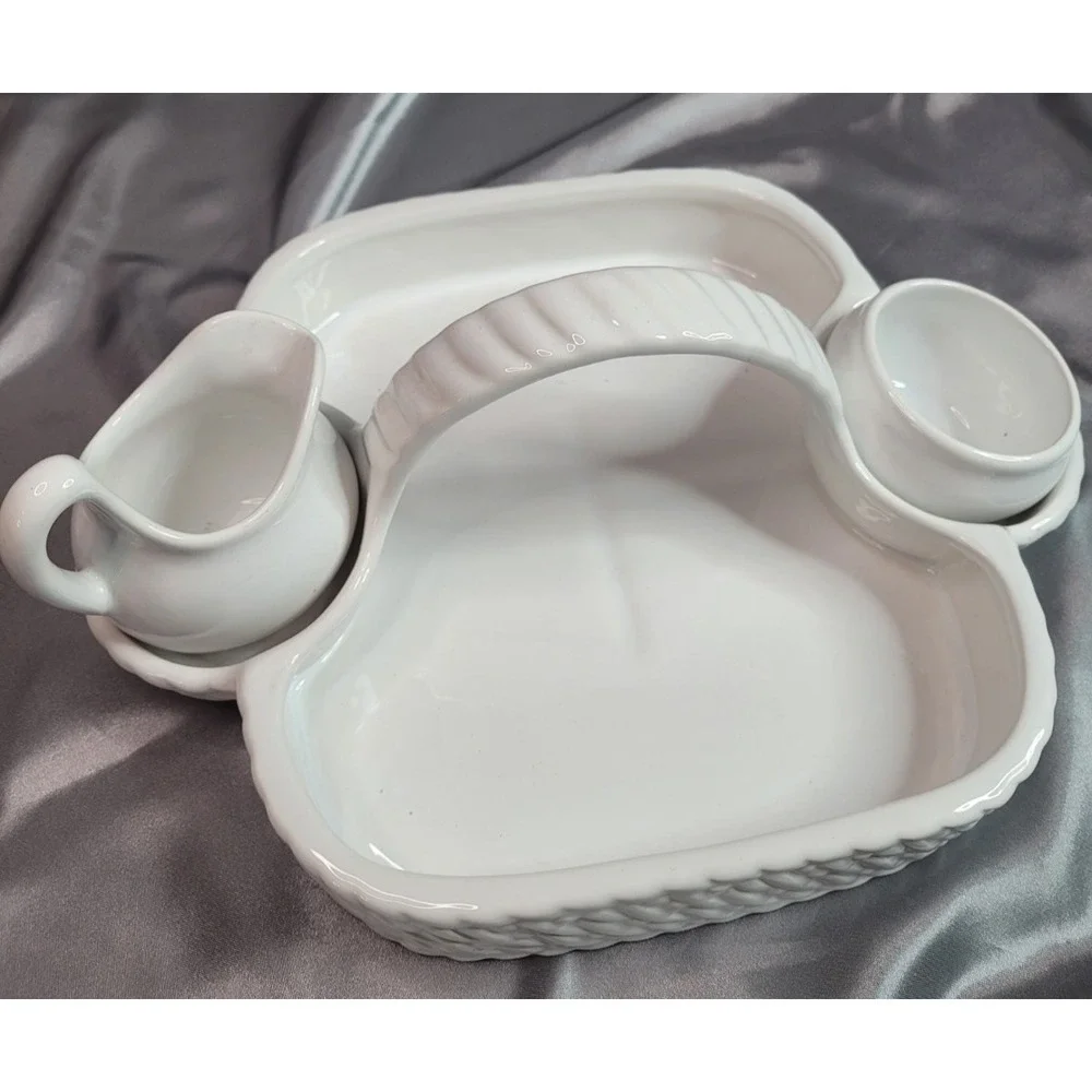 Sur La Table Portugal Ceramic Strawberry Basket Server Set w/ Tray & Cups White
